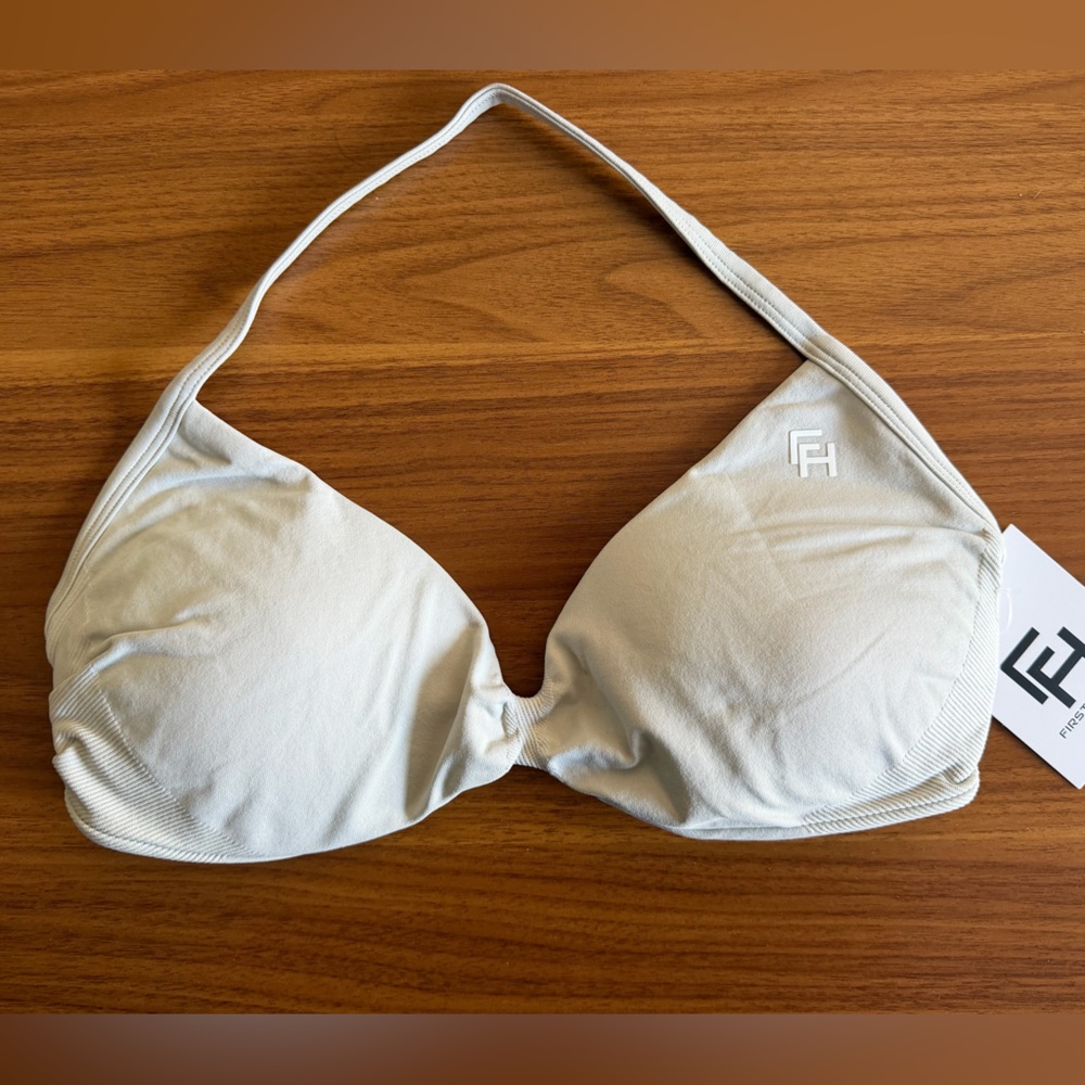 Women’s Sports Bra